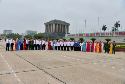 lễ báo công bác